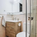 דירה Beachfront Incl Highspeed Wifi מלנארה