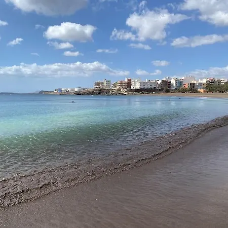 Apartment Beachfront Incl Highspeed Wifi