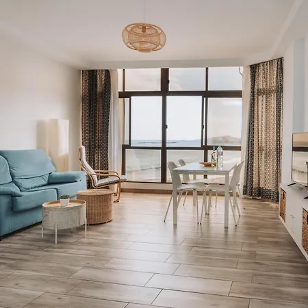 Apartment Beachfront Incl Highspeed Wifi Melenara